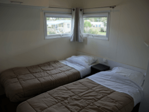 Chambre lits simples du Mobilhome Méditerranée 3 CH