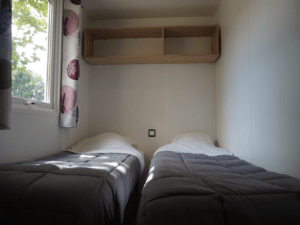 Chambre lits simples du Mbilhome Quatro