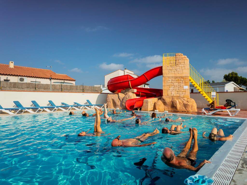 camping avec piscine proche Aqualand