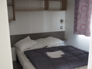 Chambre lit double du Mobilhome Quatro