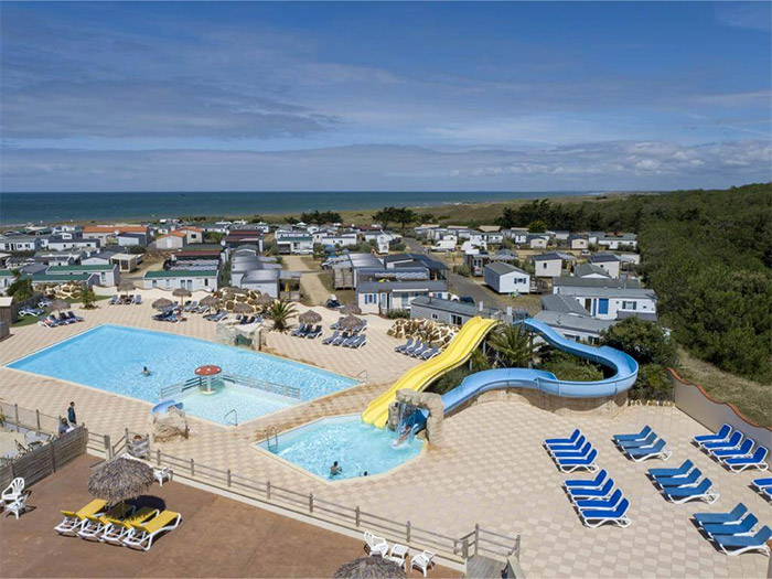 Camping accès direct à la plage en Vendée