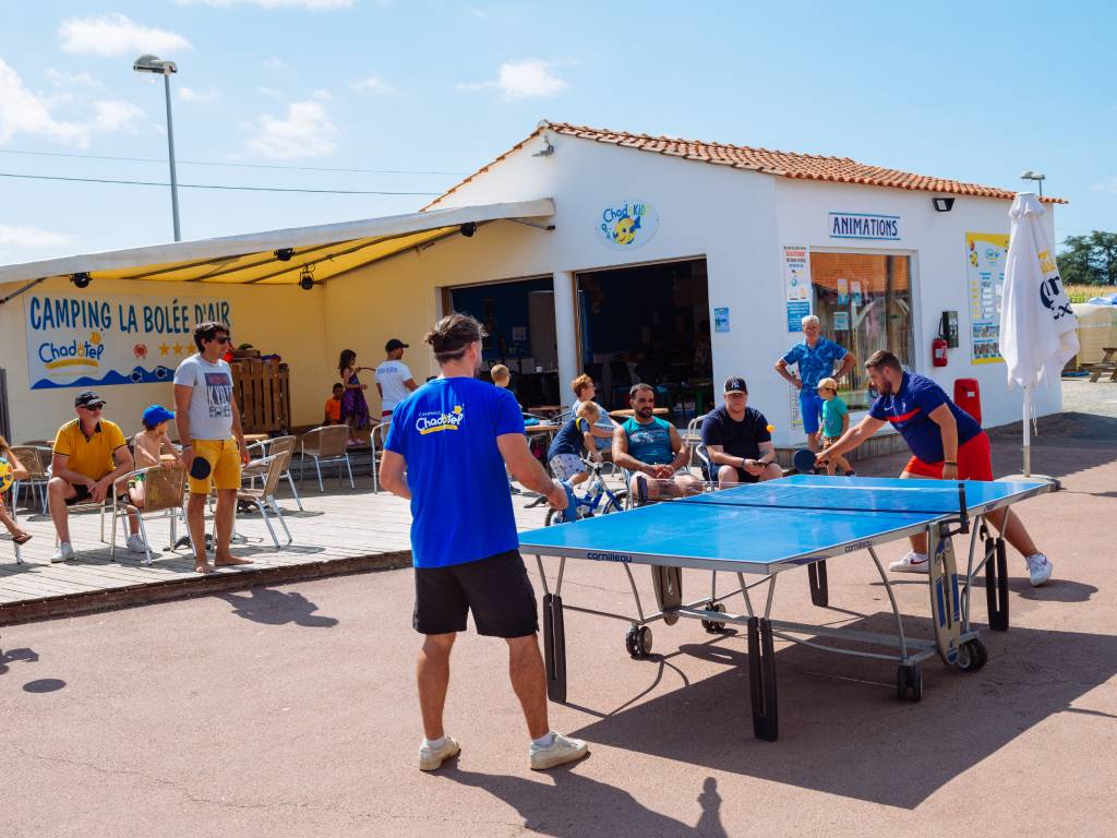 tournoi de ping-pong au camping Chadotel La Bolée d'Air à Saint Vincent sur Jard en Vendée