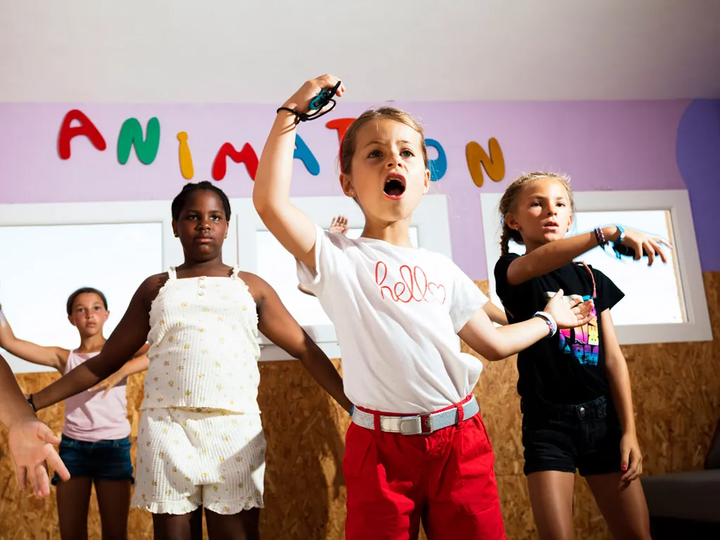 animation enfants du Camping Chadotel Le Roussillon à St Cyprien