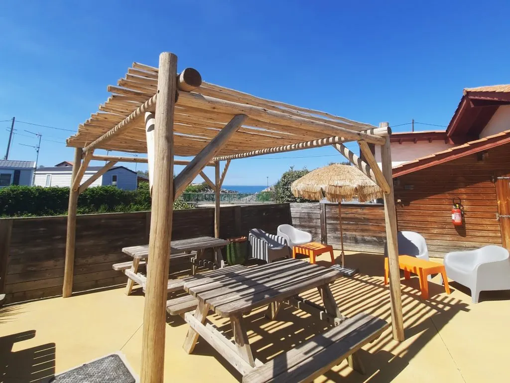 terrasse piscine - Camping Chadotel International Erromadie - St Jean de Luz