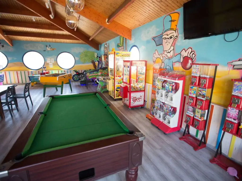 salle de jeux camping Chadotel La Dune des Sables aux Sables d'Olonne en Vendée