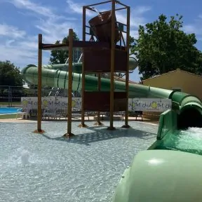 Nouveau toboggan aquatique camping La Trévillière