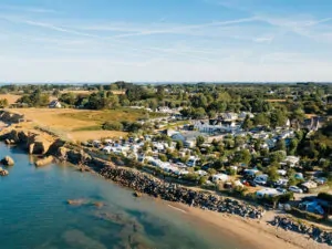 location Camping accès direct plage Pornic